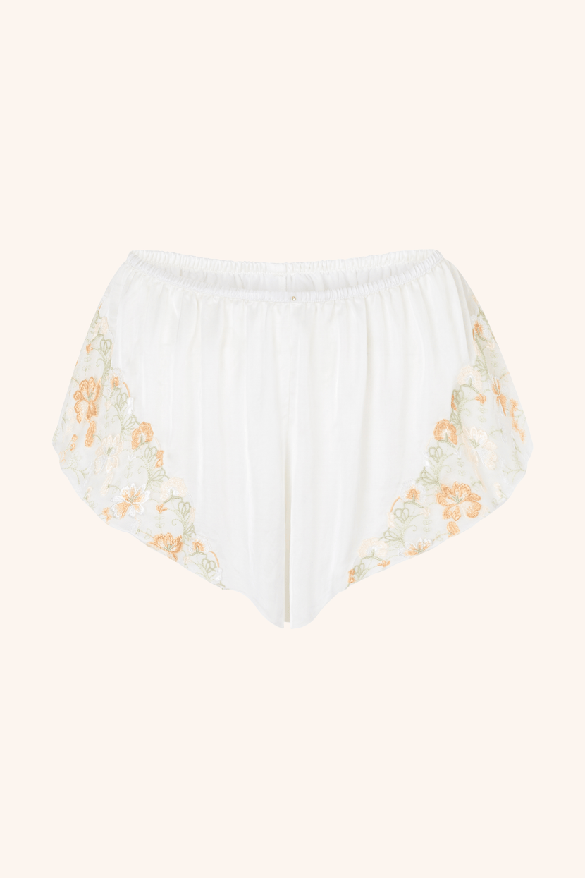 Darling XS / Ivory Shorts