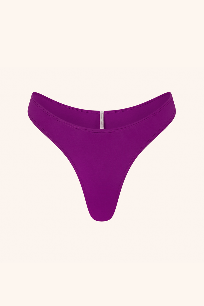Thong Plum