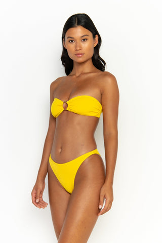 So Chic Bottom Lemonade